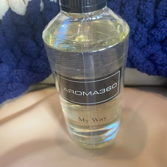 COPY - BRAND NEW, NEVER OPENED…..500 ml My Way fragrance oil - Picture 3 of 3